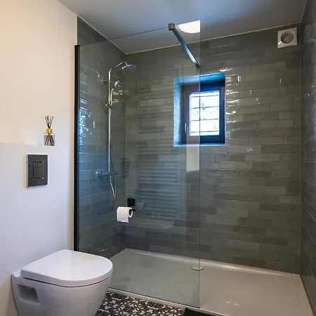 The Morris Apartmán *